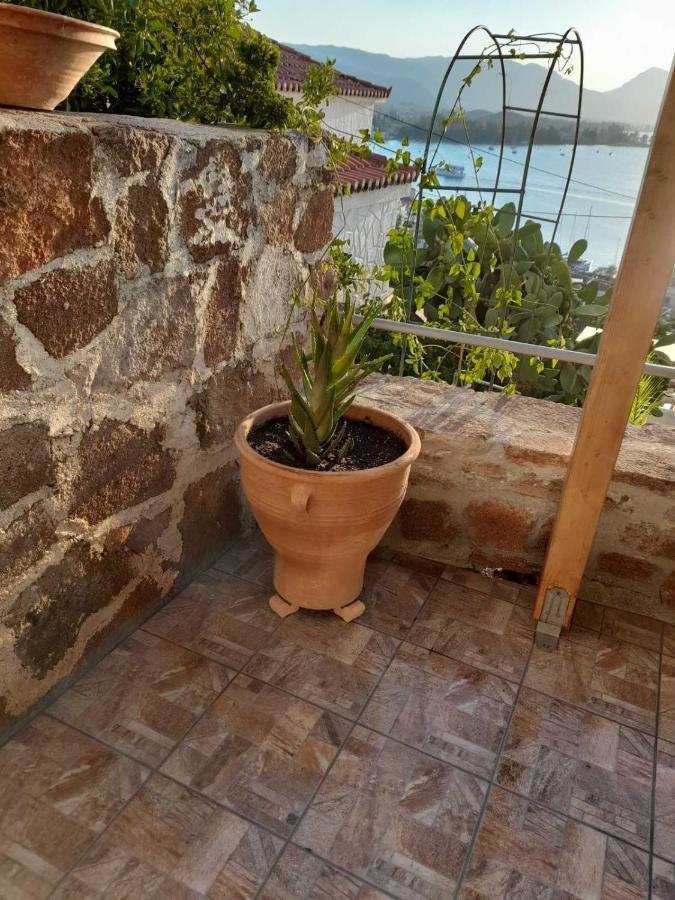 Veranda Blue - Poros Apartment Poros Town ภายนอก รูปภาพ